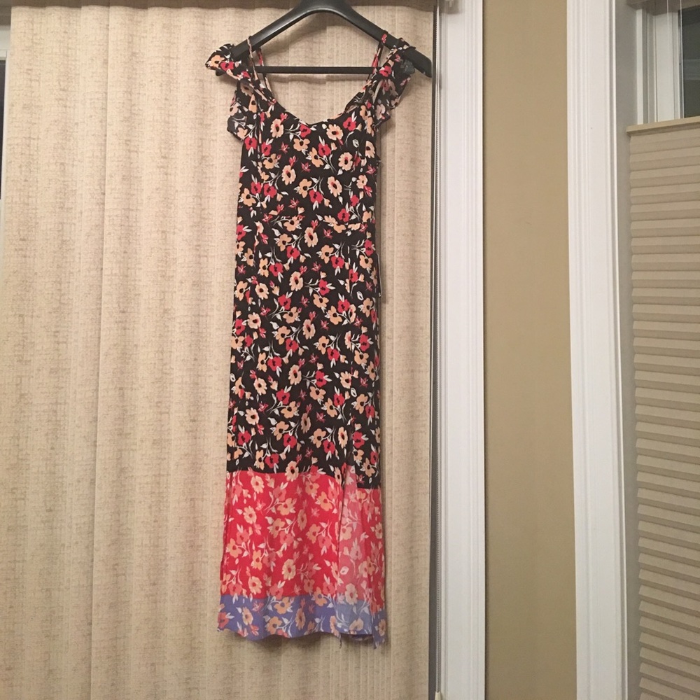 Express floral dress. Size small.